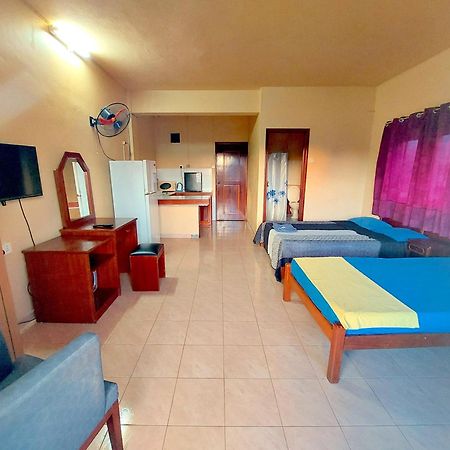 Latanier Beach Hotel Grand-Baie Dış mekan fotoğraf