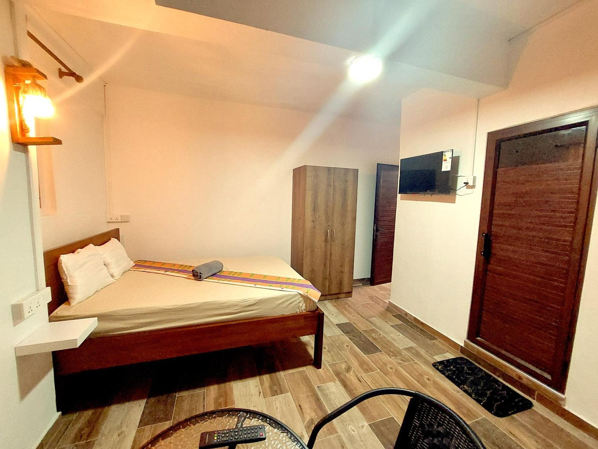 Latanier Beach Hotel Grand-Baie Dış mekan fotoğraf