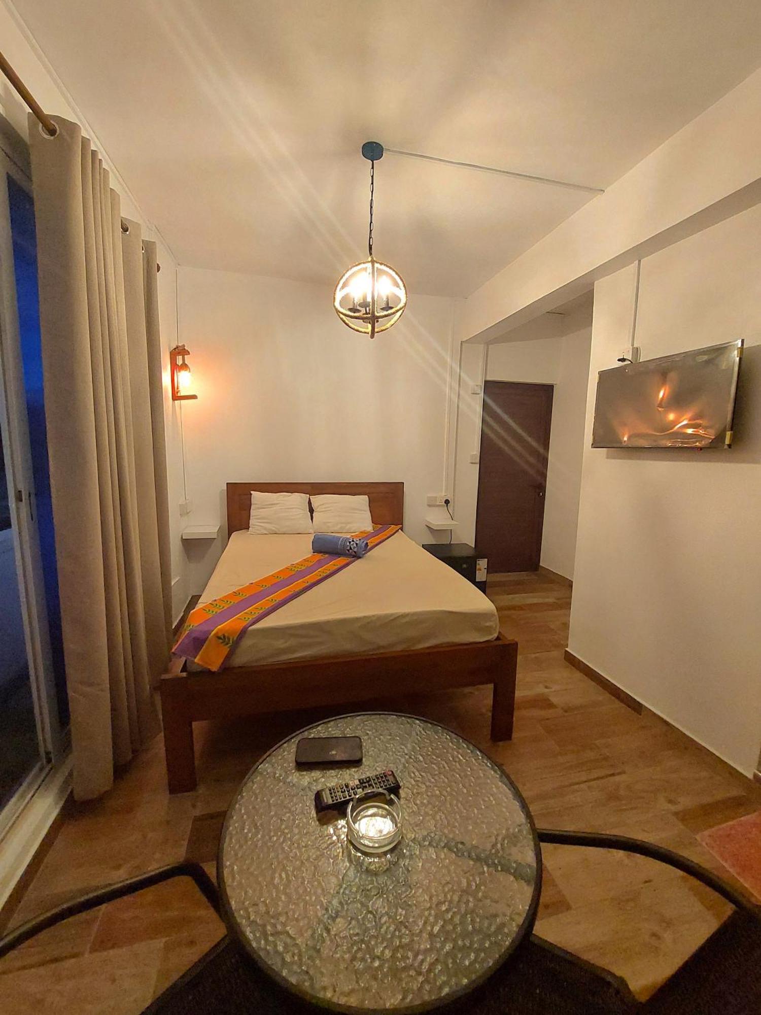 Latanier Beach Hotel Grand-Baie Dış mekan fotoğraf